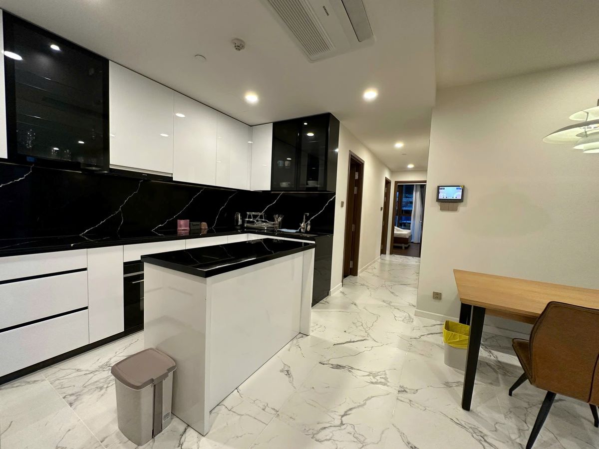 Giá bán căn hộ Metropole 3 Phòng Ngủ 106m2